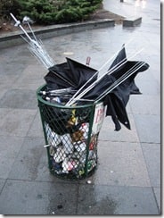 umbrella_in_trash