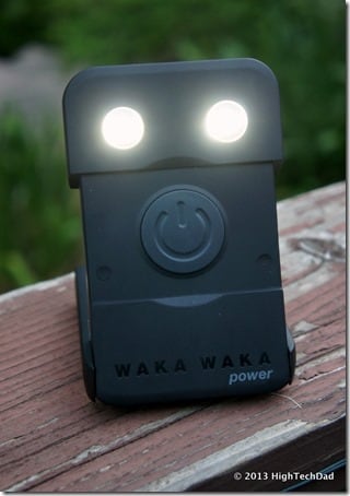 HTD-Waka-Waka-Solar-light-charger-42_thumb