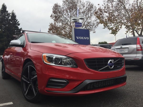 2015.5 Volvo V60 T6 R-Design Wagon - AutoNation