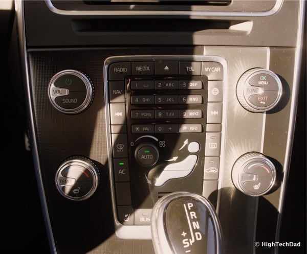 2015.5 Volvo V60 T6 R-Design Wagon - Center Console controls