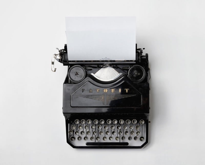 Old Fashioned Typewriter - brand journalist
