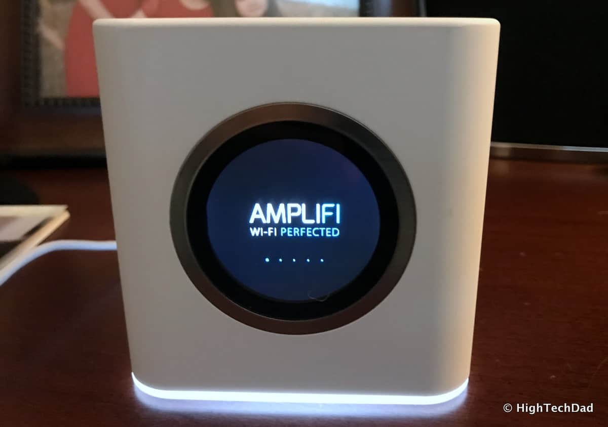 Ubiquiti AmpliFi HD WiFi Router mesh system, 2 Mesh Points, 4 Gigabit  Ethernet, 1 WAN Port, Ethernet Cable 