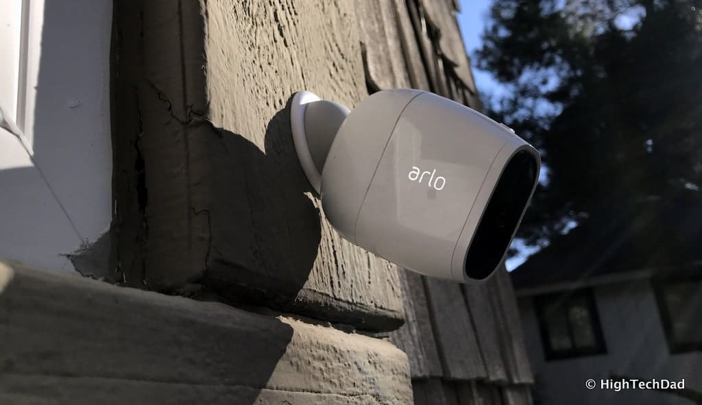 HTD NETGEAR Arlo Pro 2 - mounted