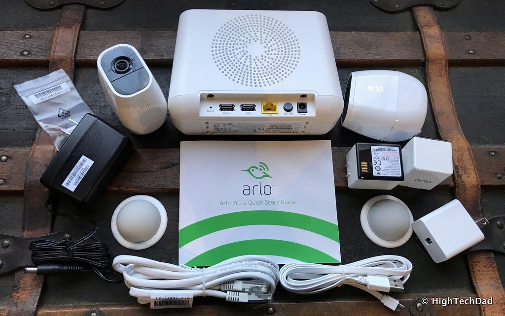 HTD NETGEAR Arlo Pro 2 - in the box