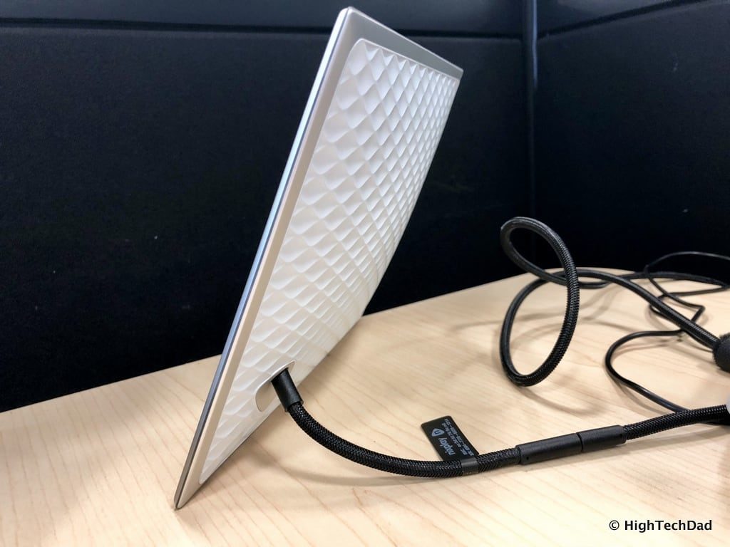 HighTechDad Nixplay Iris Digital WiFi Frame Review - cord stand