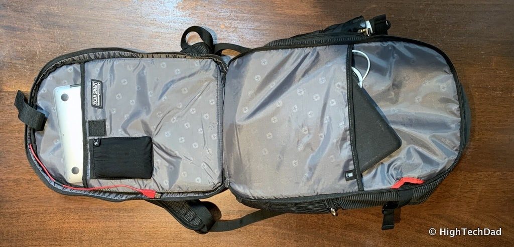 HighTechDad Swissgear 5358 USB ScanSmart Backpack Review - TSA friendly