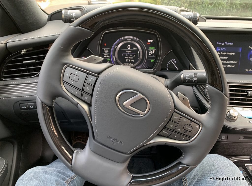 HighTechDad 2019 Lexus LS-500h review - steering wheel