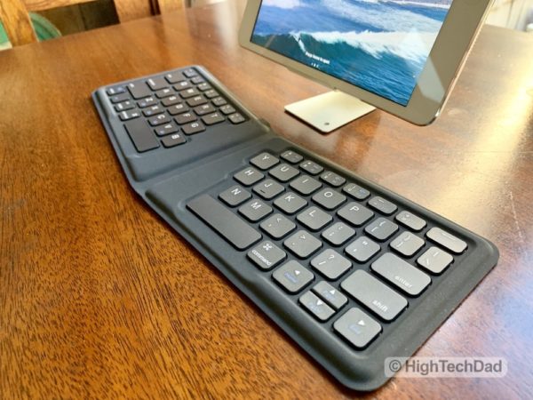 HighTechDad Kanex Bluetooth Travel Keyboard review 7 - HighTechDad™