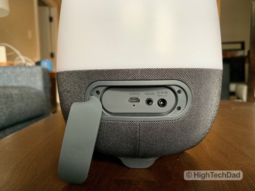 HighTechDad review Creative Nova Smart Speaker & Lamp - back ports
