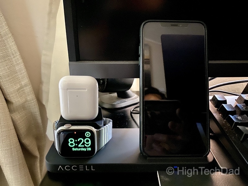 HighTechDad Accell wireless charger 7 - HighTechDad™