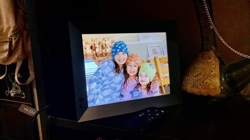 cropped HighTechDad NixPlay Smart Photo Frame 2K review 10 - HighTechDad™