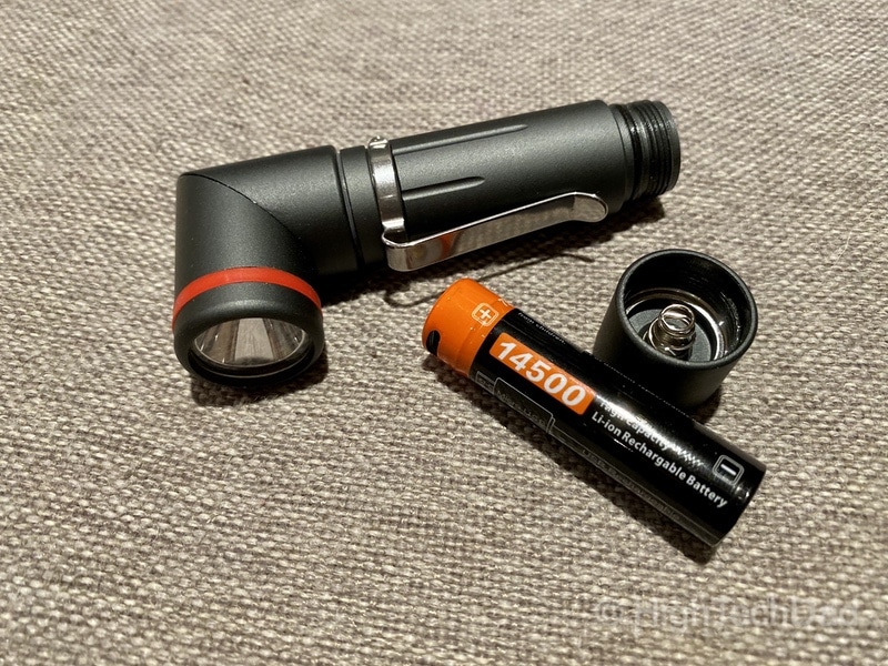HighTechDad reviews KeySmart NanoTorch Twist LED flashlight - included battery