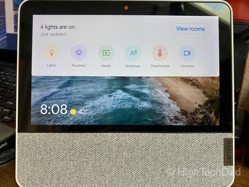 HighTechDad review: Lenovo Smart Display 7 - swipe down for smart home control