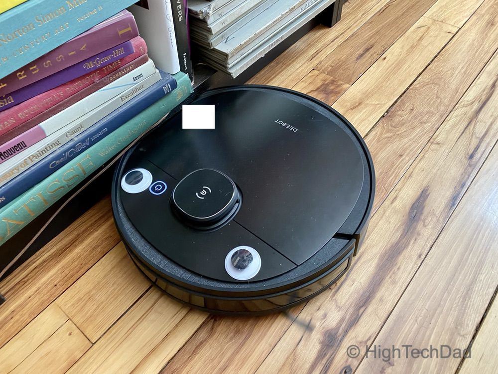 HighTechDad review - Ecovacs Deebot T5 - complete with googly eyes and a personality