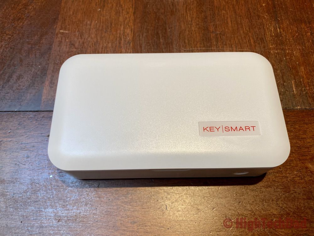 HighTechDad review - KeySmart CleanTray UV-C sanitizing tray - closed lid