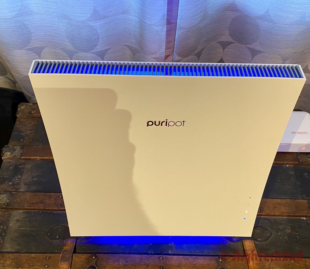 Blue mood light of the puripot airFrame F+ - HighTechDad review