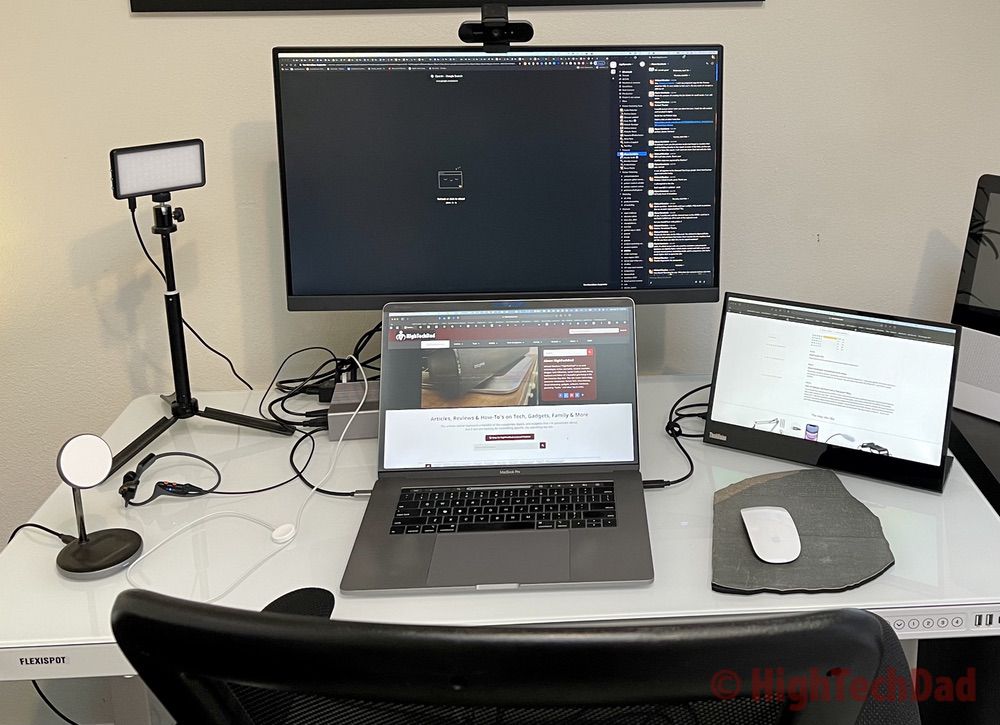 On my desk - Flexispot Standing Desk Comhar EG8 - HighTechDad review