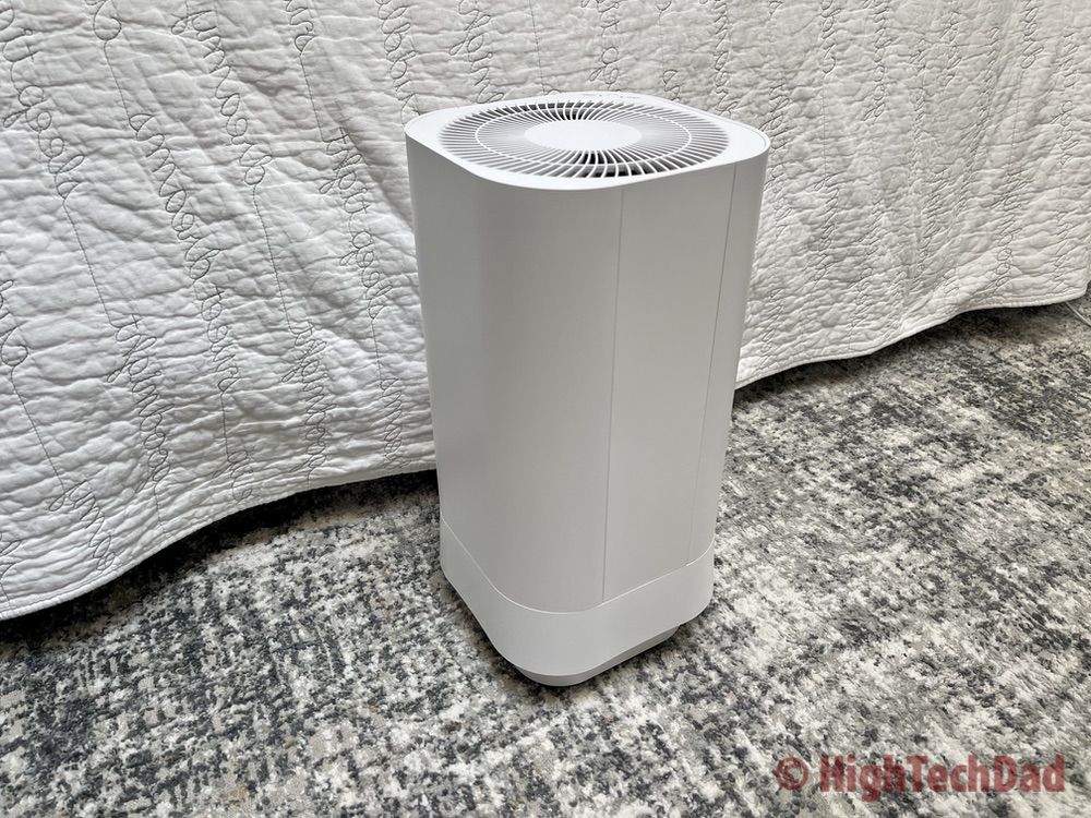 Air purifier side - Cleantech UVC air purifier - HighTechDad review
