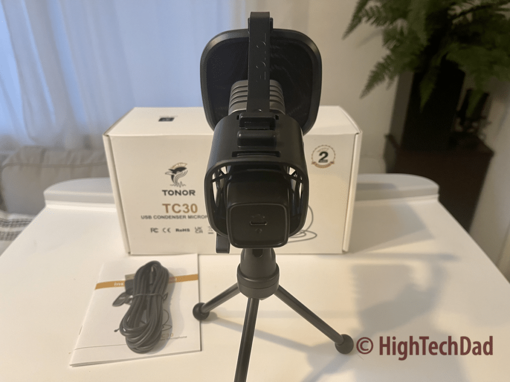 Back of mic - TONOR TC30 mic - HighTechDad review