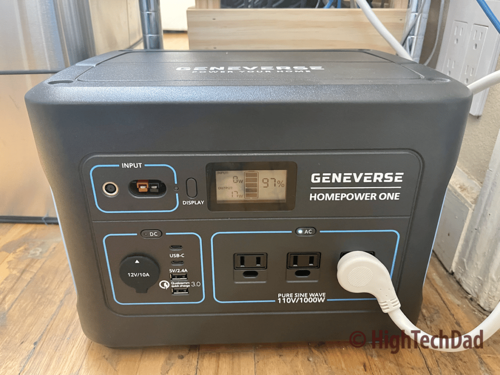Powering the Wifi - HighTechDad-GENEVERSE-HomePower-One-review-15