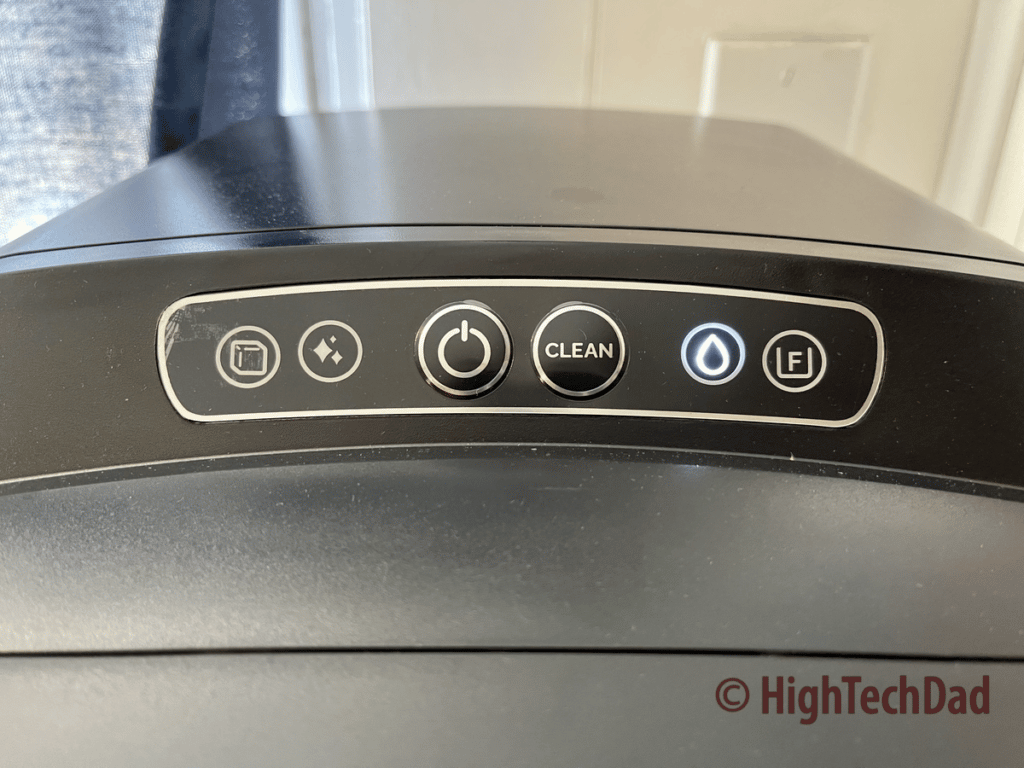 Add water indicator - Newair Countertop Ice Maker - HighTechDad review