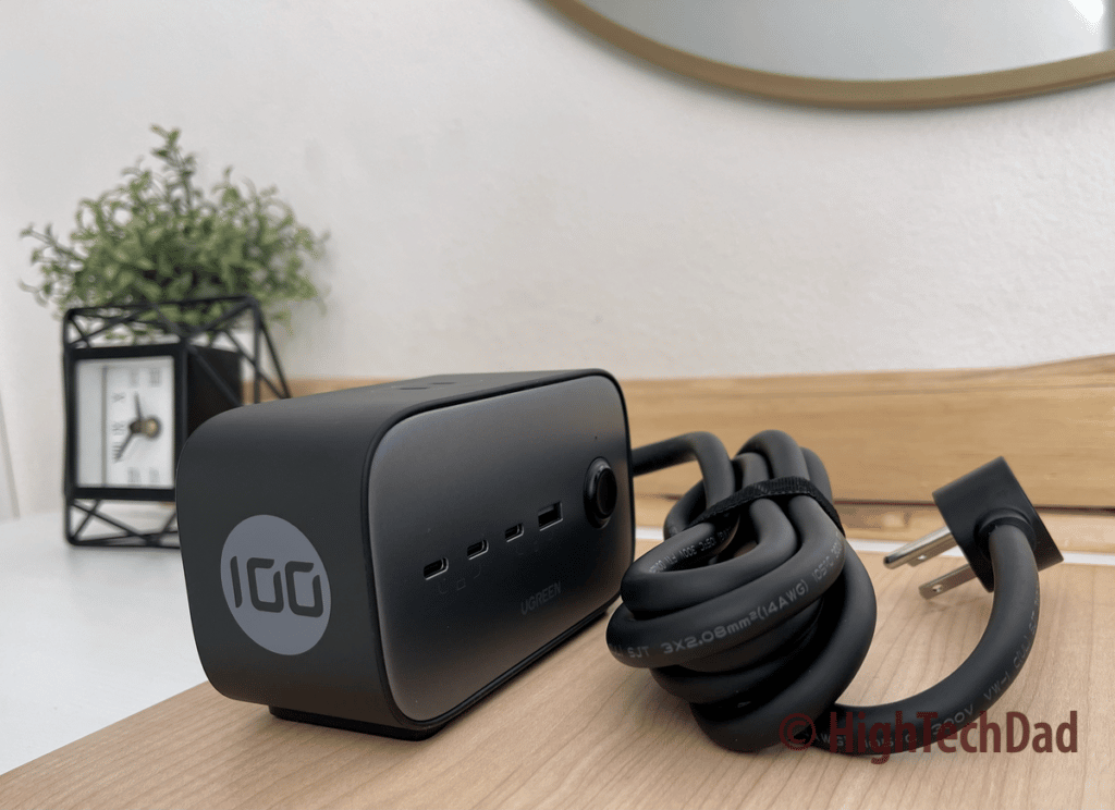 Small form factor - UGREEN DigiNest Pro Power Strip - HighTechDad review