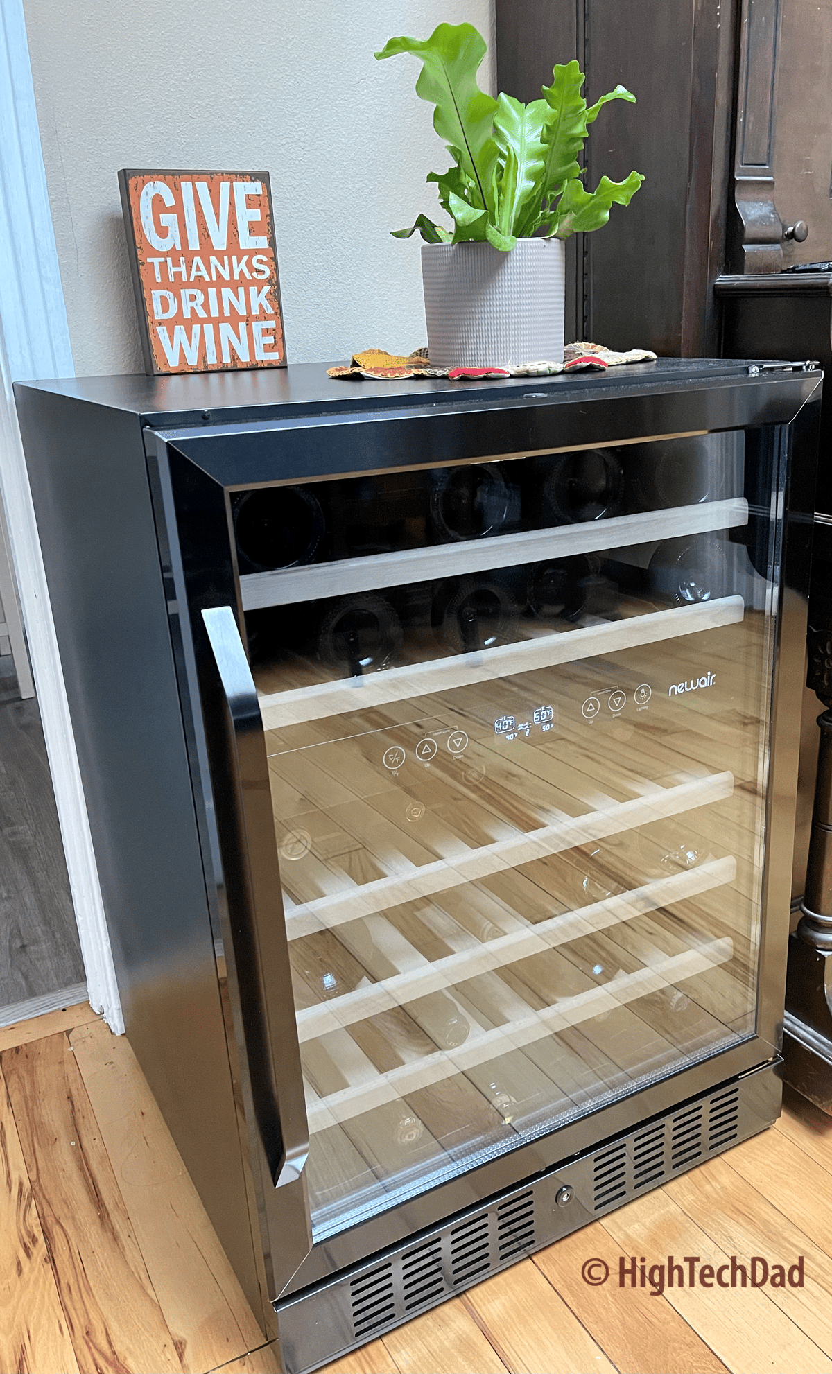 NewAir Wine Fridge - Dual Zone & holds 48 bottles - HighTechDad review