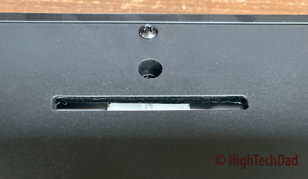 Mounting notch - Canvia digital canvas and smart frame - HighTechDad review