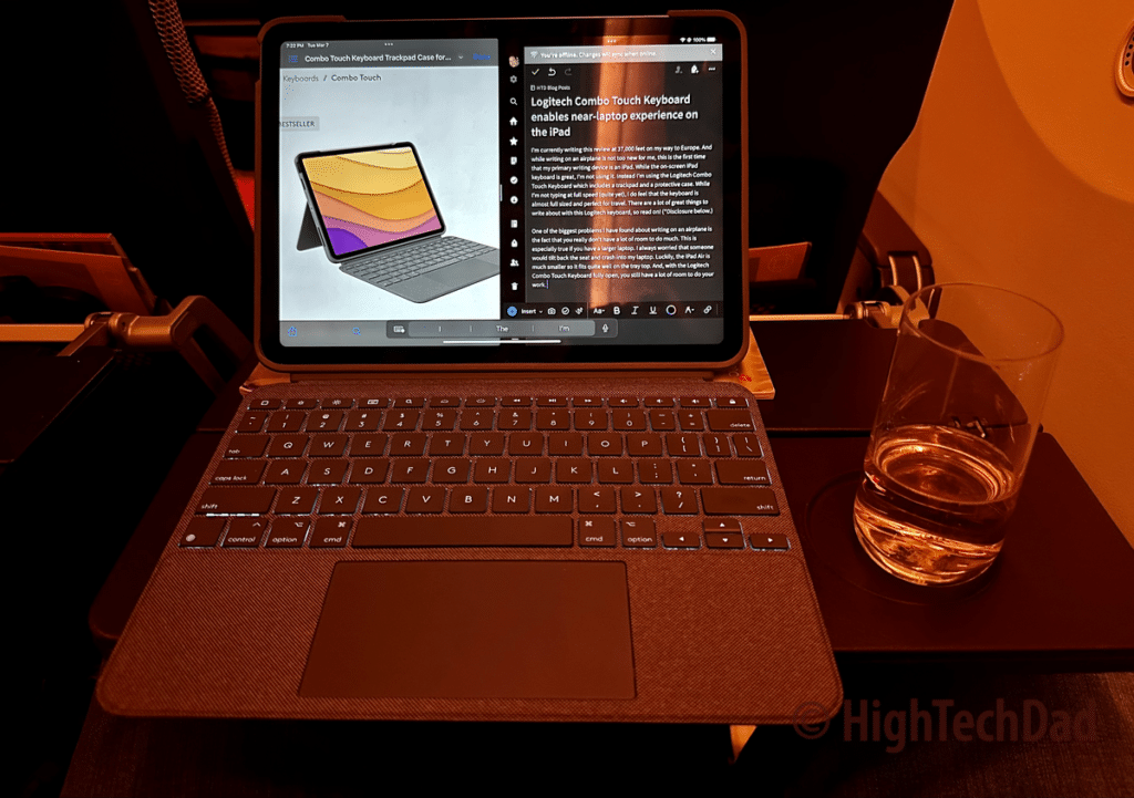 Front view on the plane - Logitech Combo Touch Keyboard - HighTechDad review