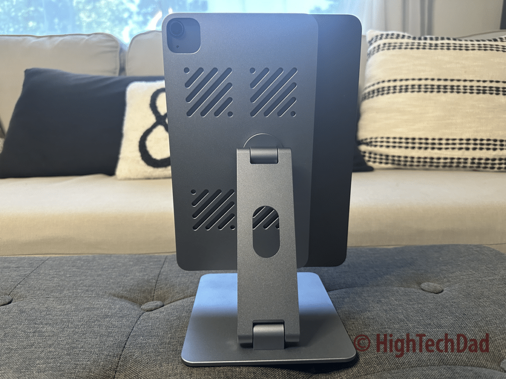 Back hole and vents - Llano Magnetic iPad Stand - HighTechDad review