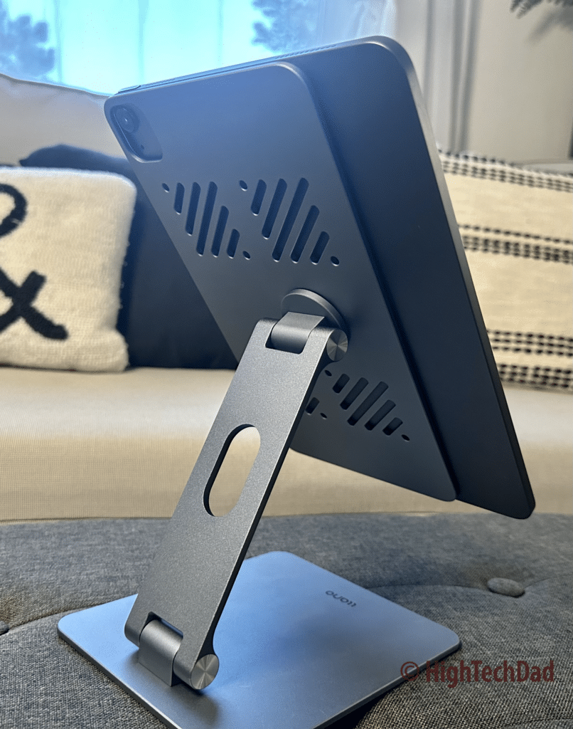 Back side view - Llano Magnetic iPad Stand - HighTechDad review