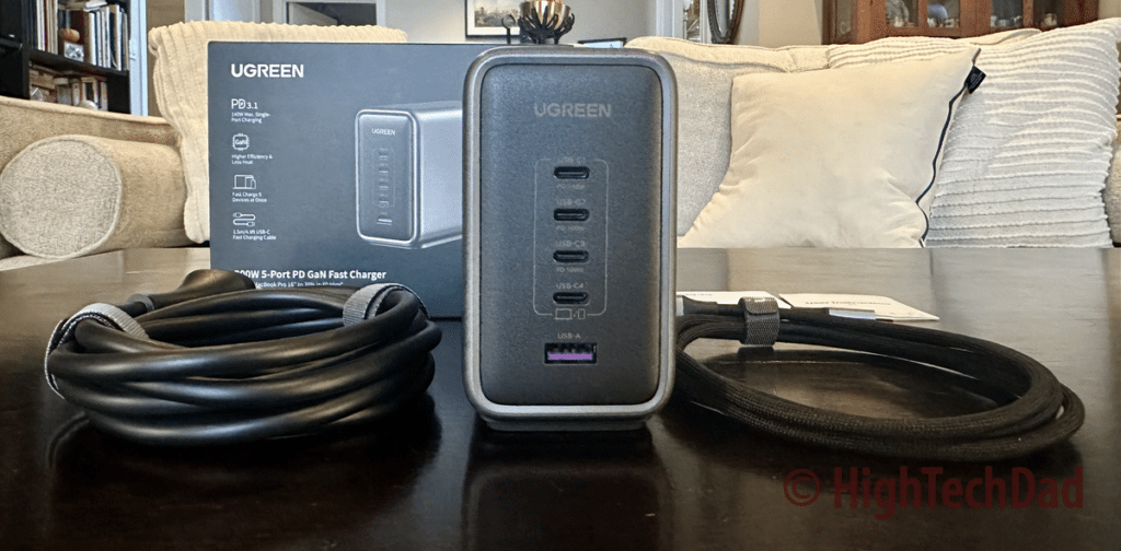 Front side - UGREEN 300W charger - HighTechDad review