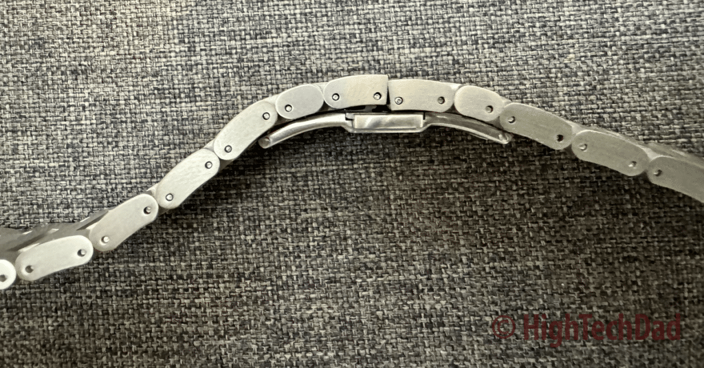 Clasp closed - SANDMARC Titanium Band - HighTechDad review