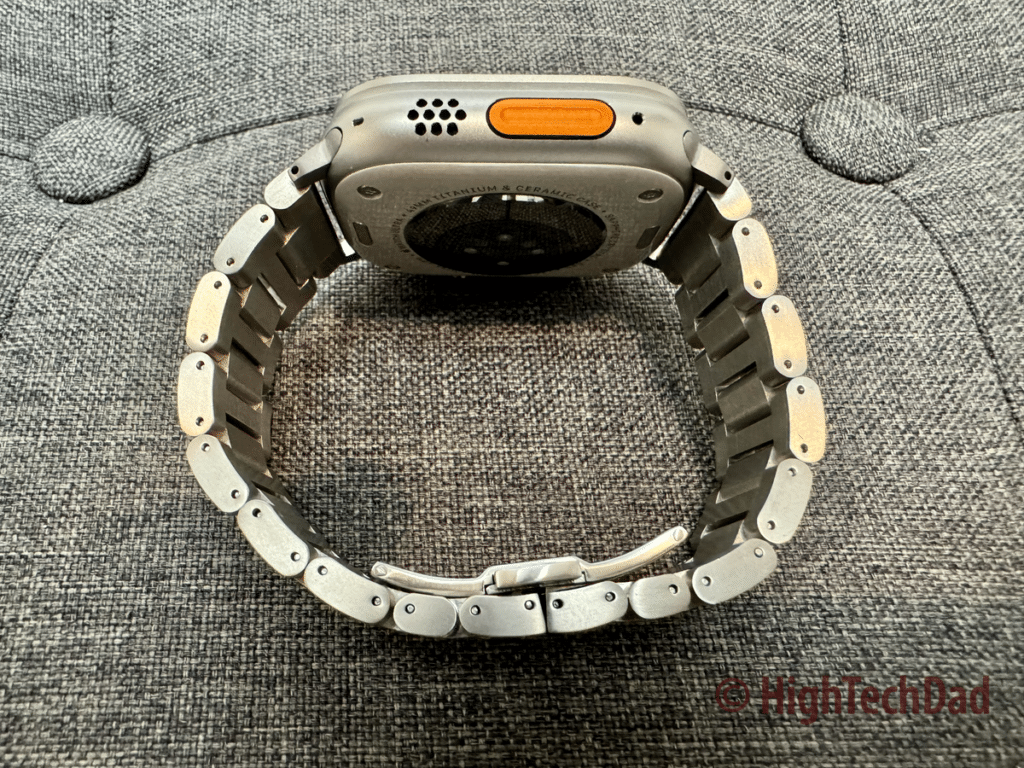 Band matches the Apple Watch Ultra - SANDMARC Titanium Band - HighTechDad review